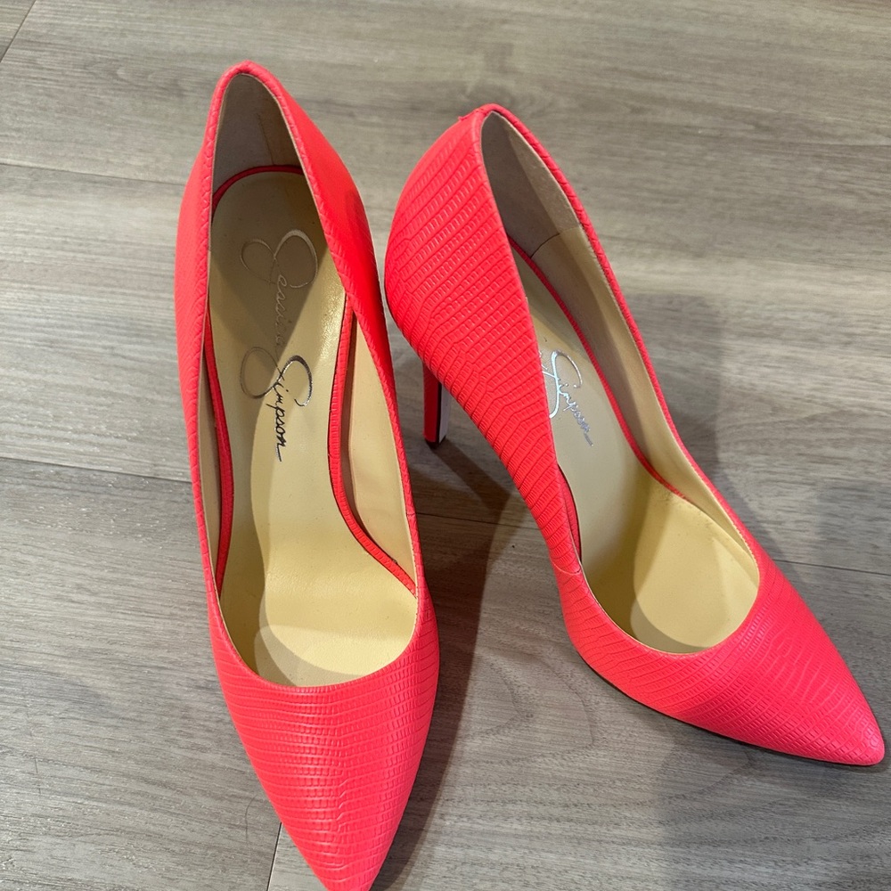 Jessica Simpson Stilletos, Size 9 1/2, Coral